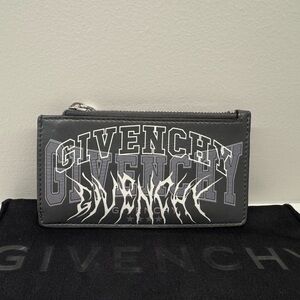 Givenchy Graffiti Logo Gray Leather Card Holder